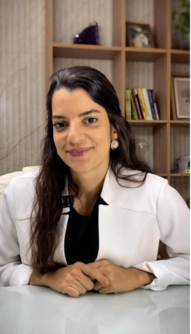 Flávia Marques em atendimento no Espaço Nature